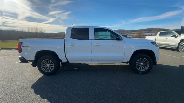 New 2026 Chevrolet Colorado LT image 9