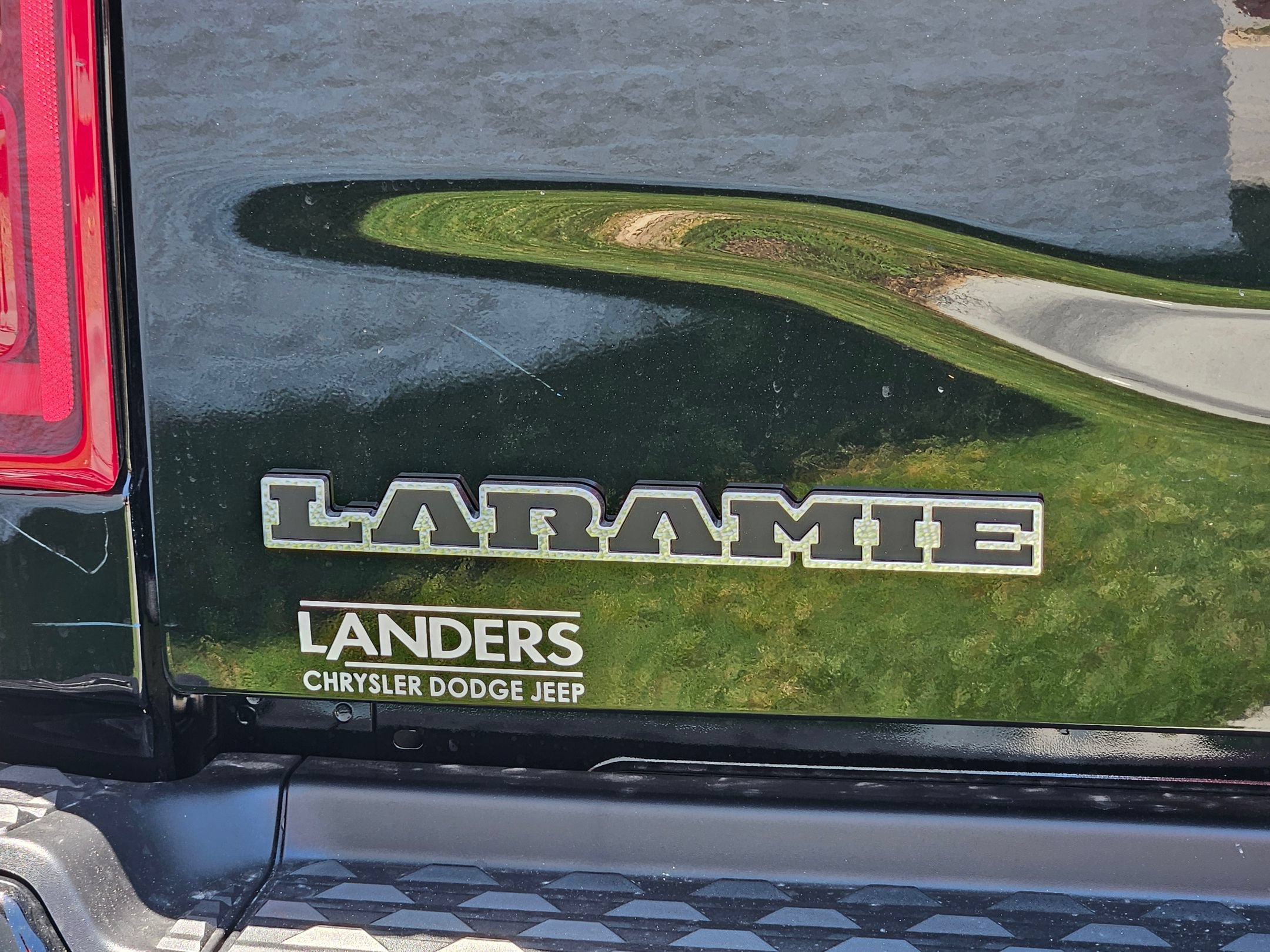 New 2026 RAM 2500 Laramie w/ Sport Appearance Package AWD/4WD image 26