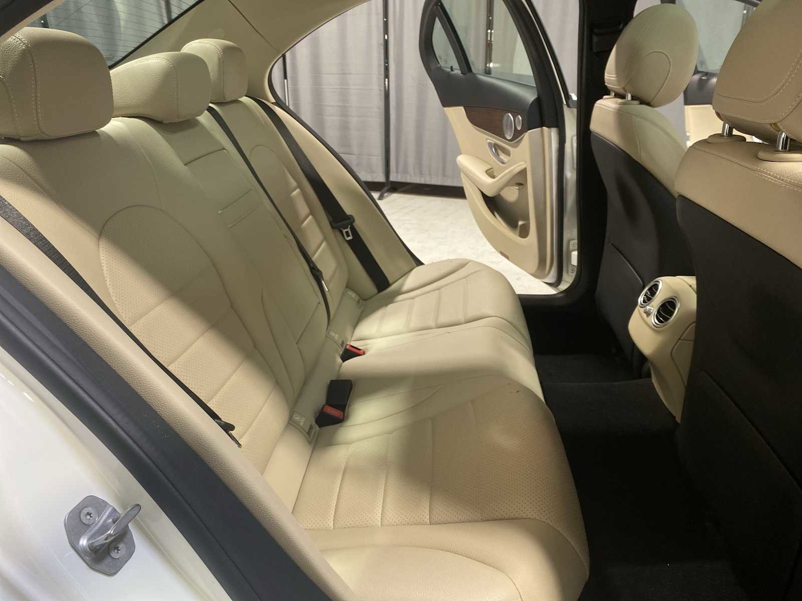 Used 2021 Mercedes-Benz C 300 4MATIC Sedan image 13