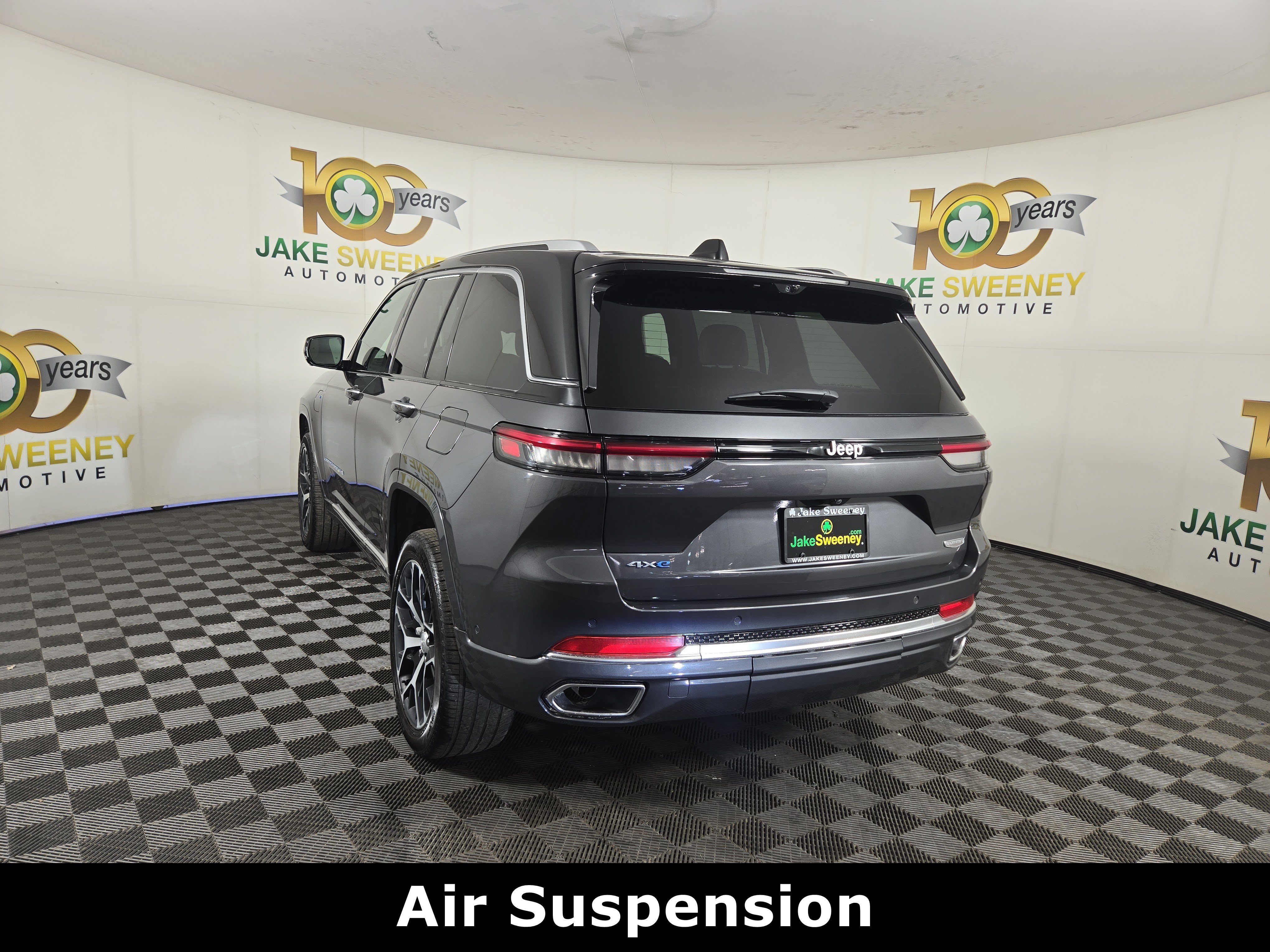 Certified 2023 Jeep Grand Cherokee Summit AWD/4WD image 7