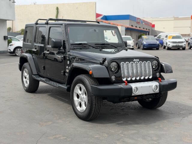 Used 2014 Jeep Wrangler Unlimited Sahara w/ Dual Top Group