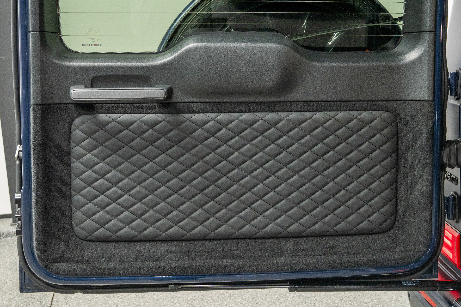 Used 2025 Mercedes-Benz G 550 image 39