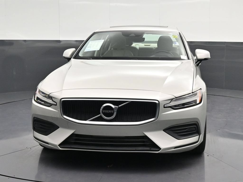 Used 2020 Volvo S60 T5 Momentum FWD image 6