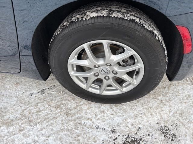 Used 2024 Chrysler Pacifica Touring image 44