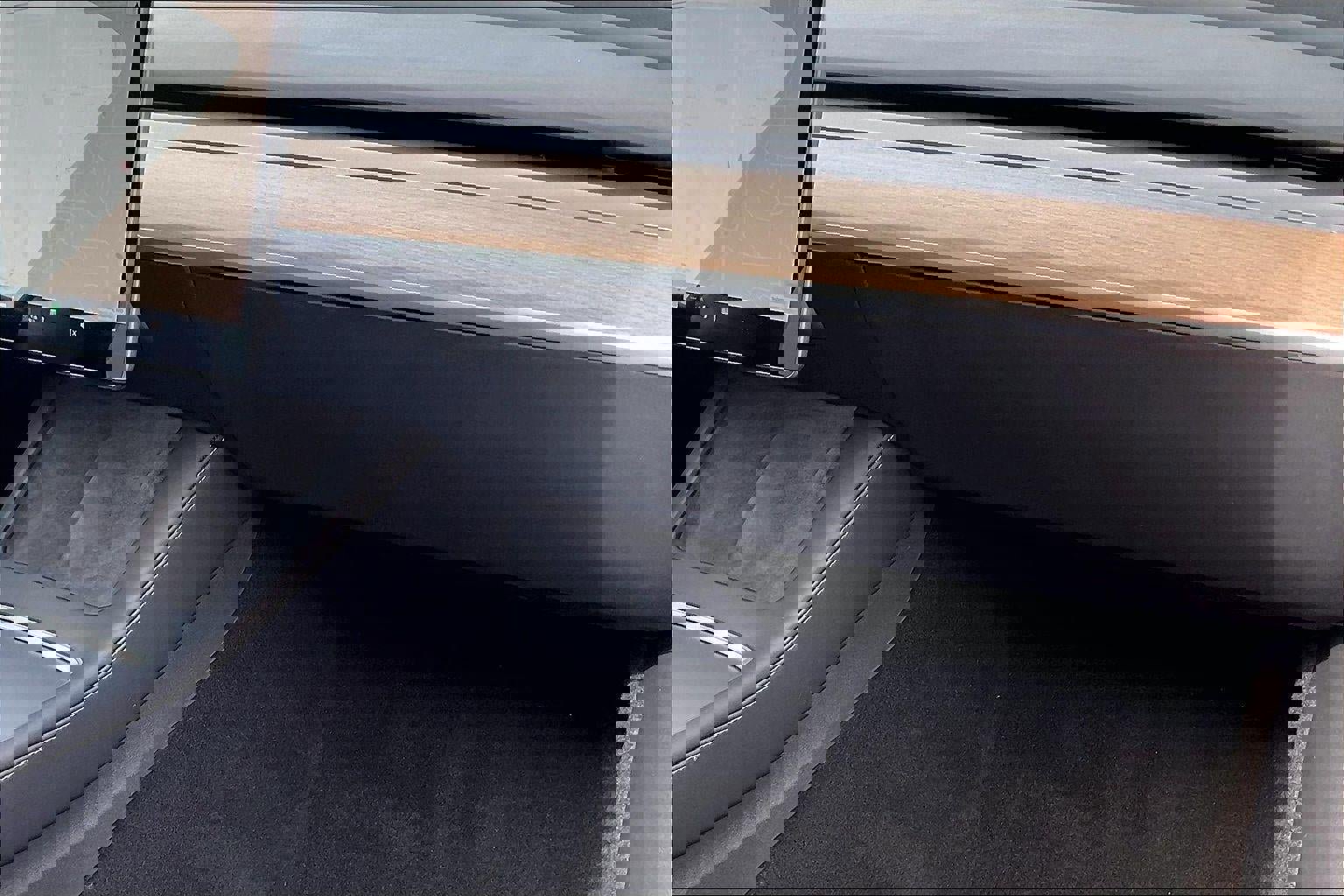 Used 2021 Tesla Model Y Long Range image 16