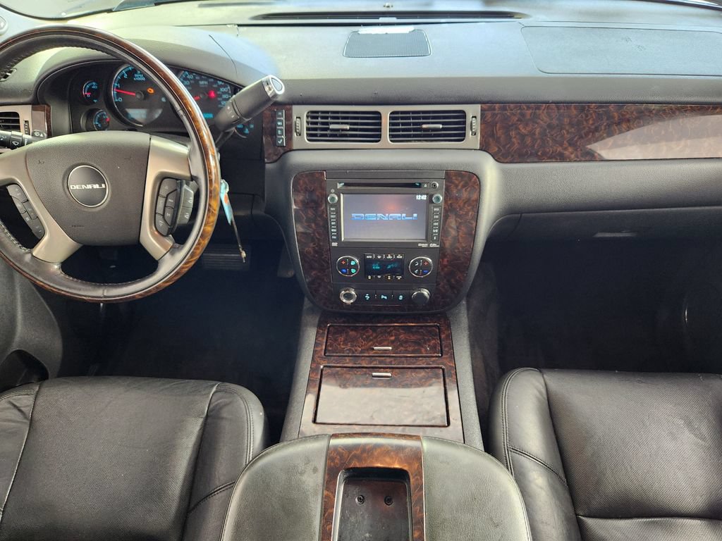 Used 2012 GMC Yukon XL Denali AWD/4WD image 16