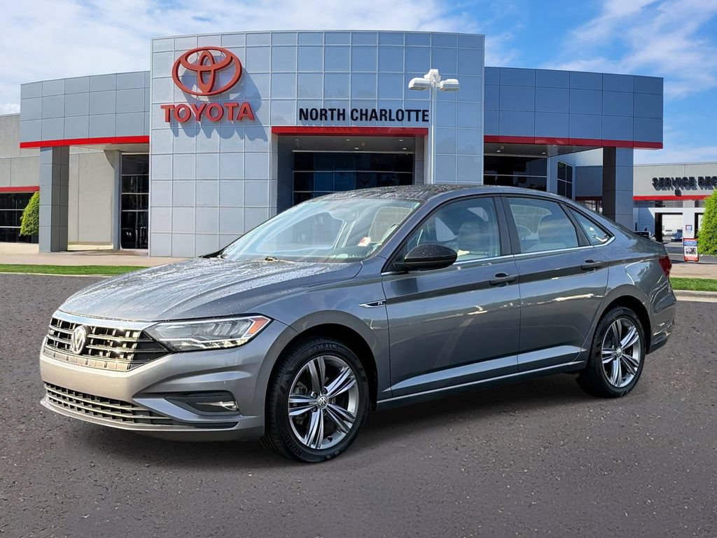 Used 2019 Volkswagen Jetta R-Line FWD image 3