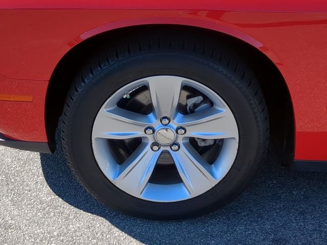 Used 2023 Dodge Challenger SXT image 12