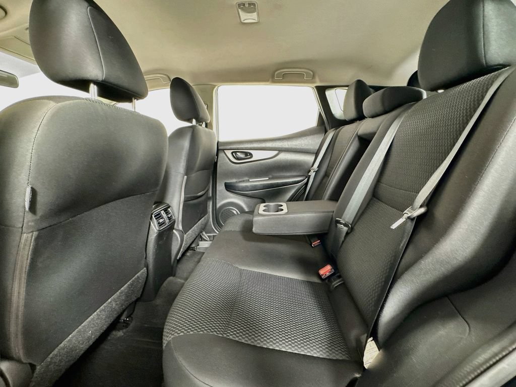 Used 2019 Nissan Rogue Sport S AWD/4WD image 10