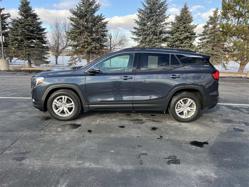 Certified 2019 GMC Terrain SLE w/ Driver Convenience Package image 3