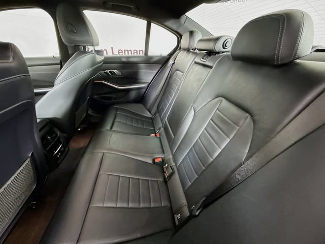 Used 2019 BMW 330i xDrive Sedan w/ Premium Package AWD/4WD image 25