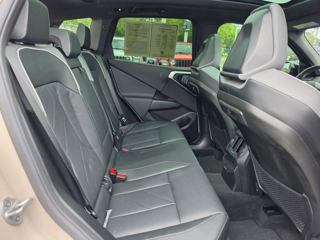 Used 2025 BMW X3 M50 w/ Premium Package image 49