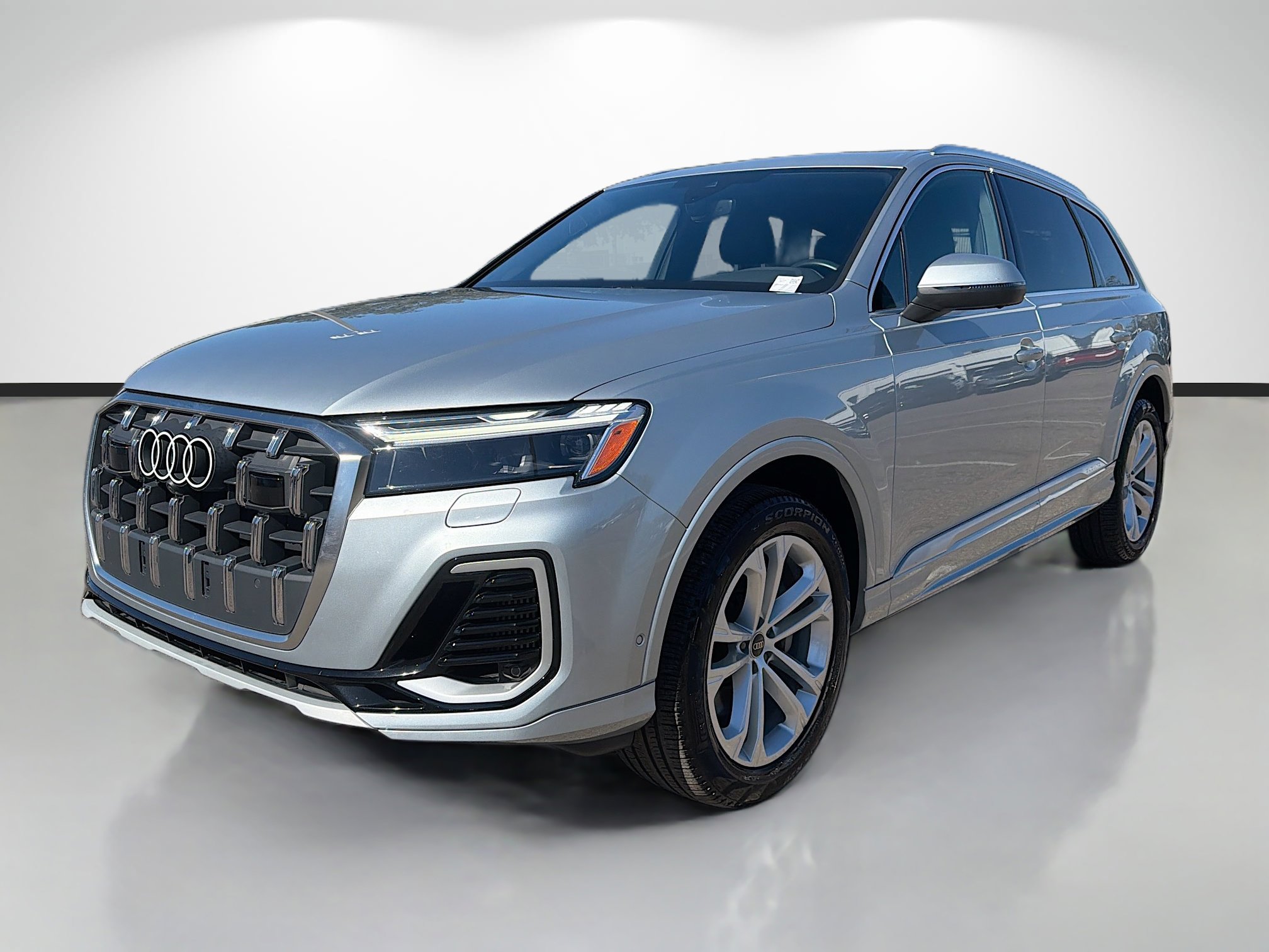 Used 2025 Audi Q7 3.0T Premium Plus image 7