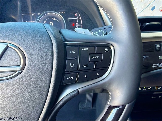 Used 2019 Lexus ES 300h image 40