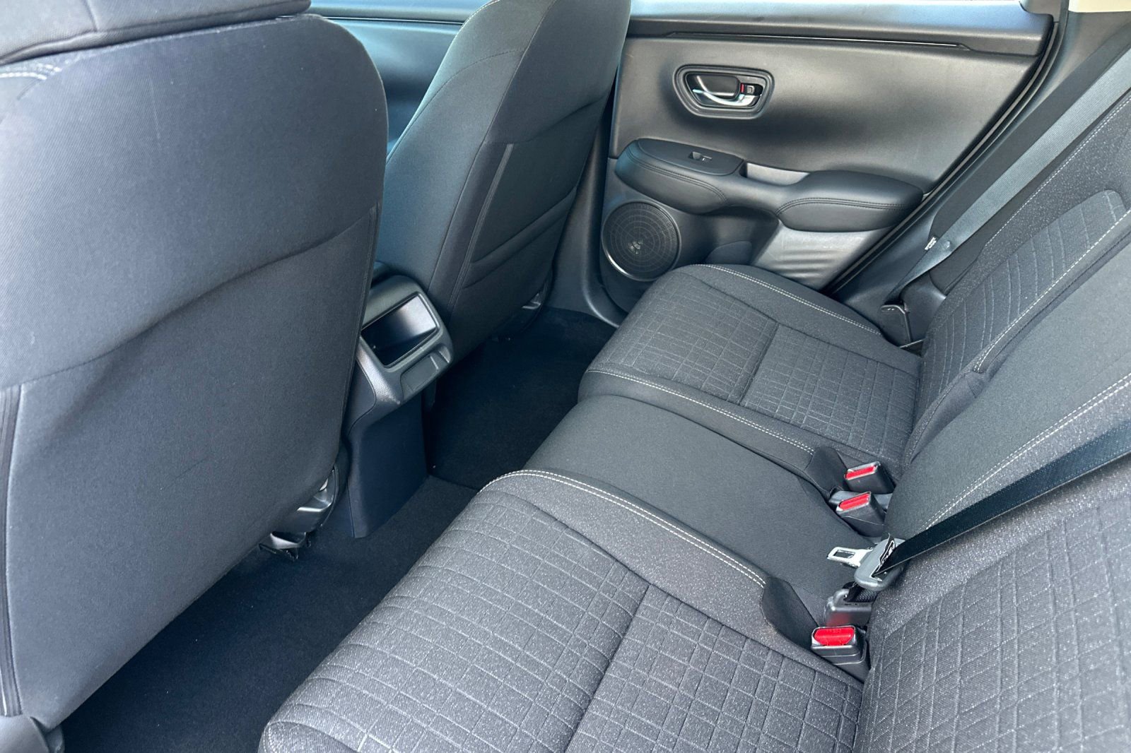 Certified 2024 Honda HR-V LX image 13