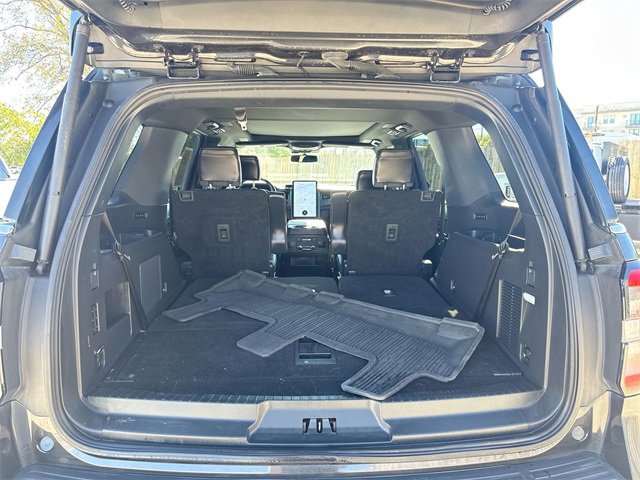 Certified 2023 Ford Expedition Platinum image 25