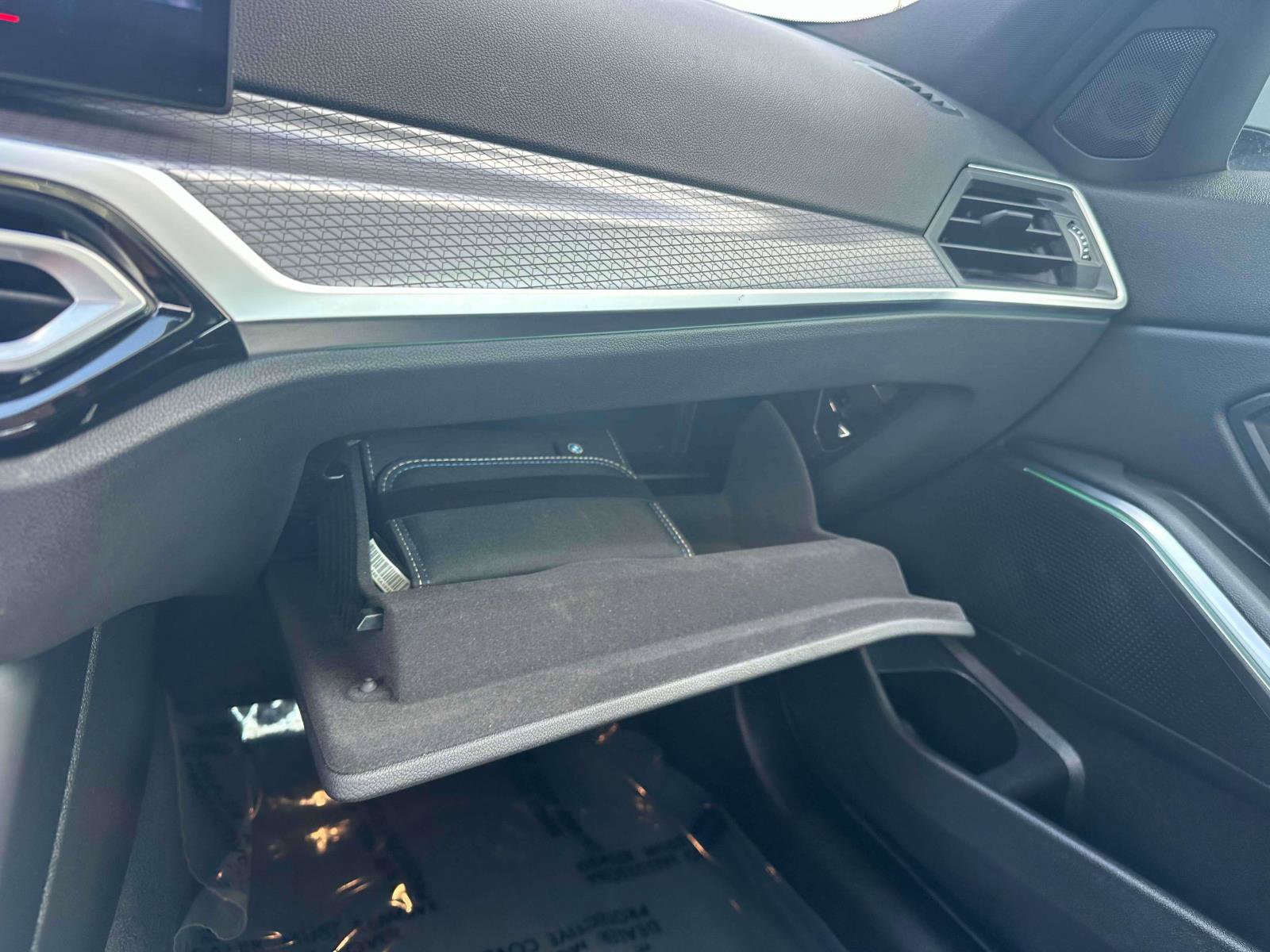 Used 2024 BMW 330i xDrive Sedan image 34