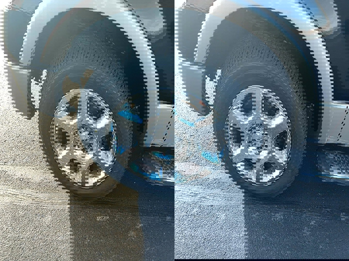 Used 2013 Ford F150 Lariat w/ Luxury Equipment Group image 9