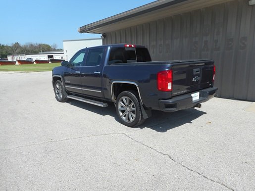Used 2018 Chevrolet Silverado 1500 LTZ Z71 w/ Centennial Edition image 3