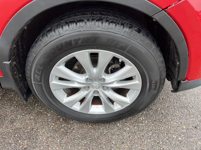 Used 2013 Toyota RAV4 Limited AWD/4WD image 18