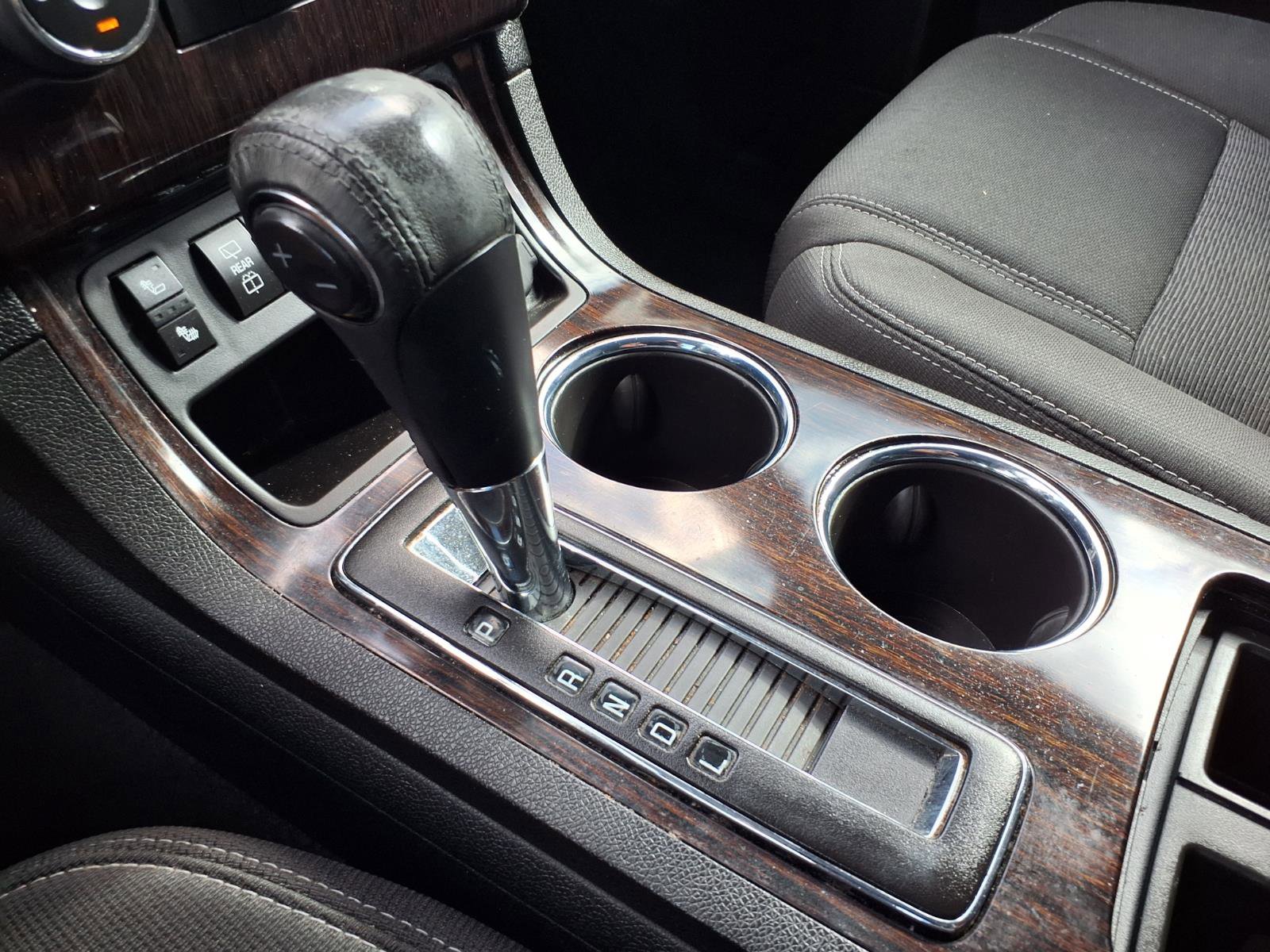 Used 2017 Chevrolet Traverse LT w/ Style and Technology Package image 12