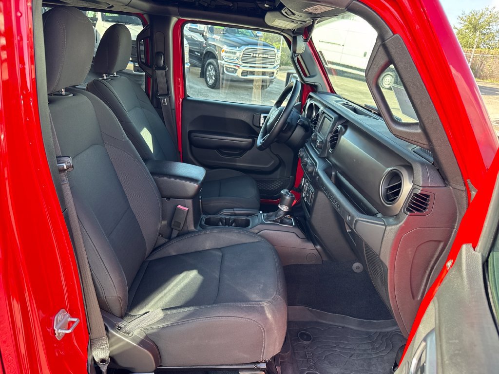 Used 2019 Jeep Wrangler Unlimited Sport S AWD/4WD image 23