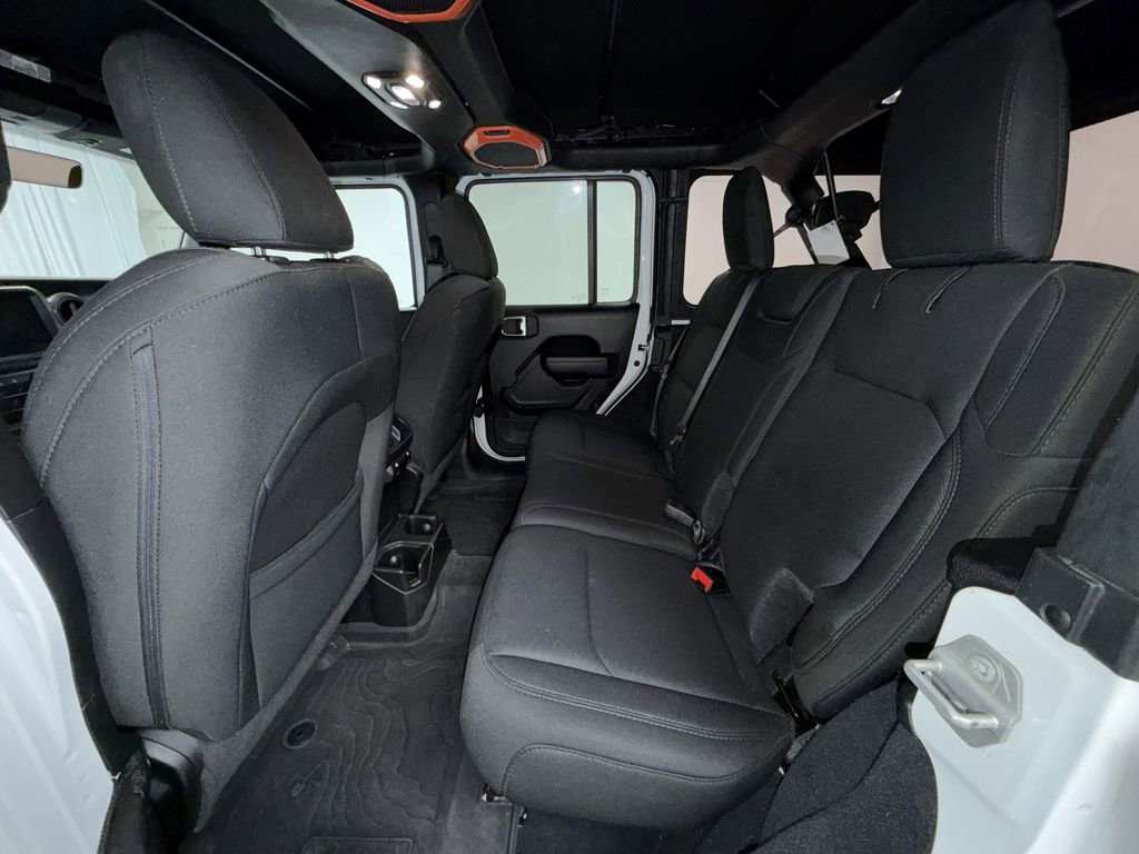 Used 2022 Jeep Wrangler Unlimited Willys image 15