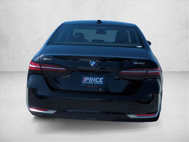 Used 2026 BMW 540i xDrive w/ Premium Package AWD/4WD image 7