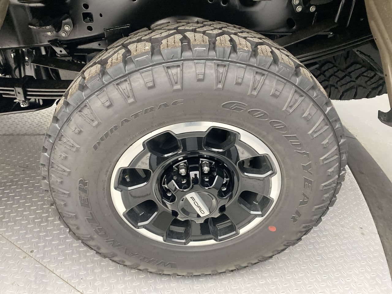 New 2026 Ford F350 XLT w/ XLT Premium Package AWD/4WD image 10