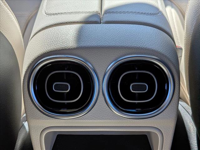 Used 2024 Mercedes-Benz C 300 Sedan image 17