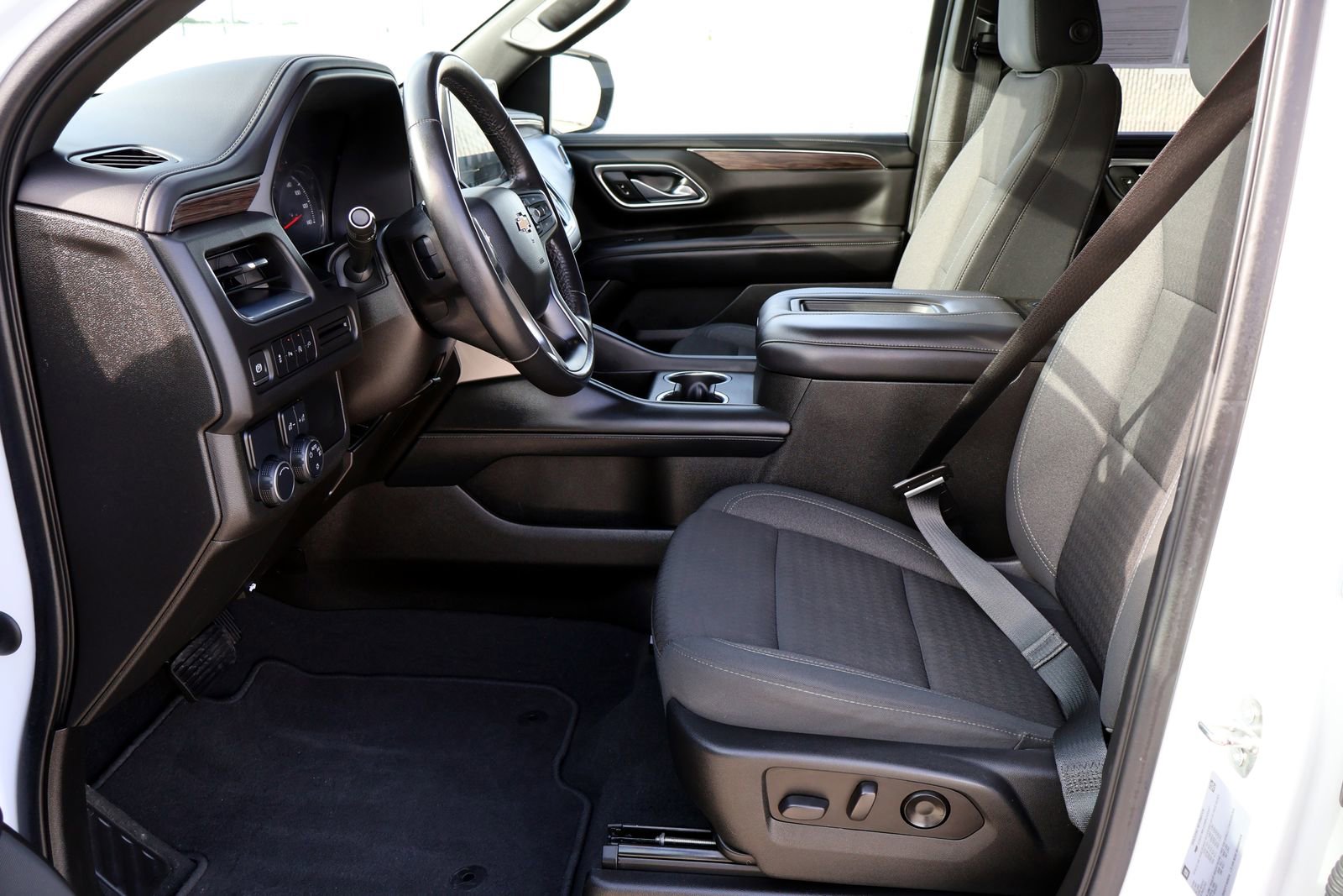 Used 2021 Chevrolet Tahoe LS RWD image 17