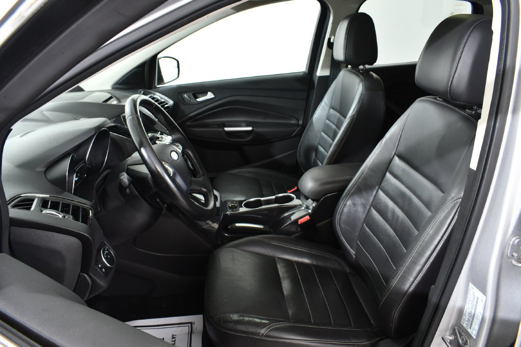 Used 2016 Ford Escape Titanium AWD/4WD image 6