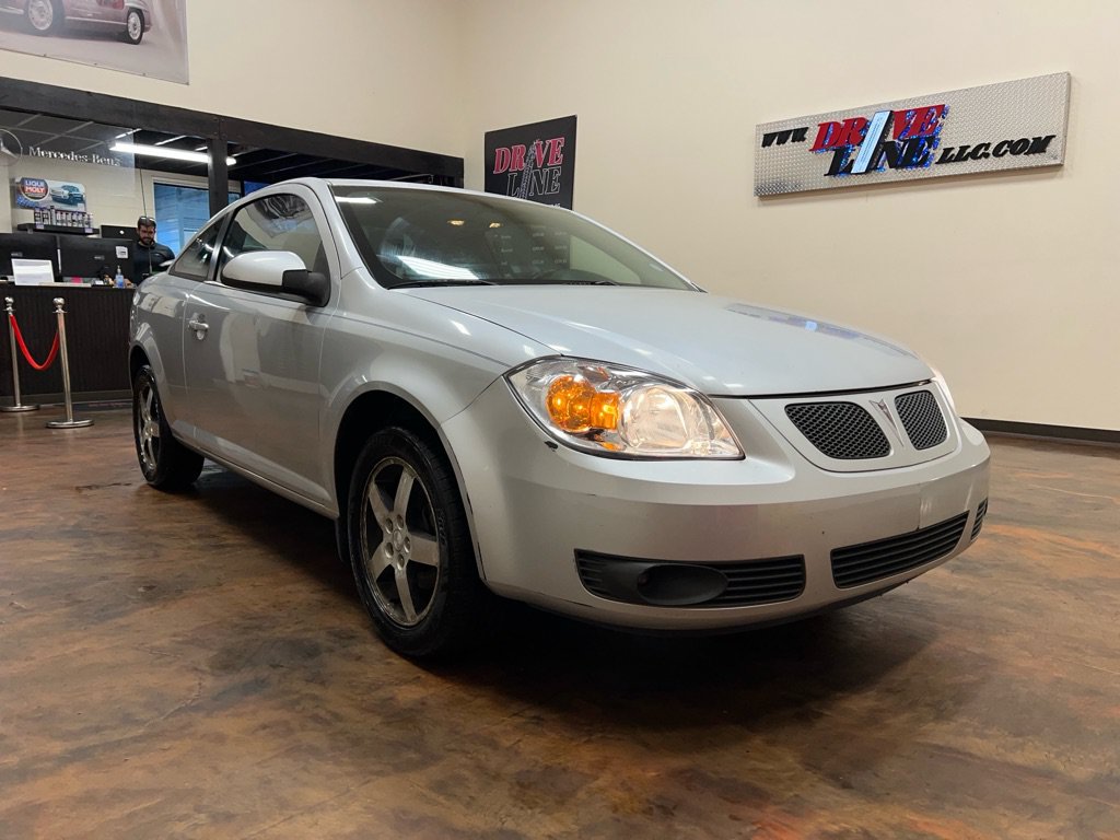 Used 2007 Pontiac G5 w/ Preferred Package FWD image 3