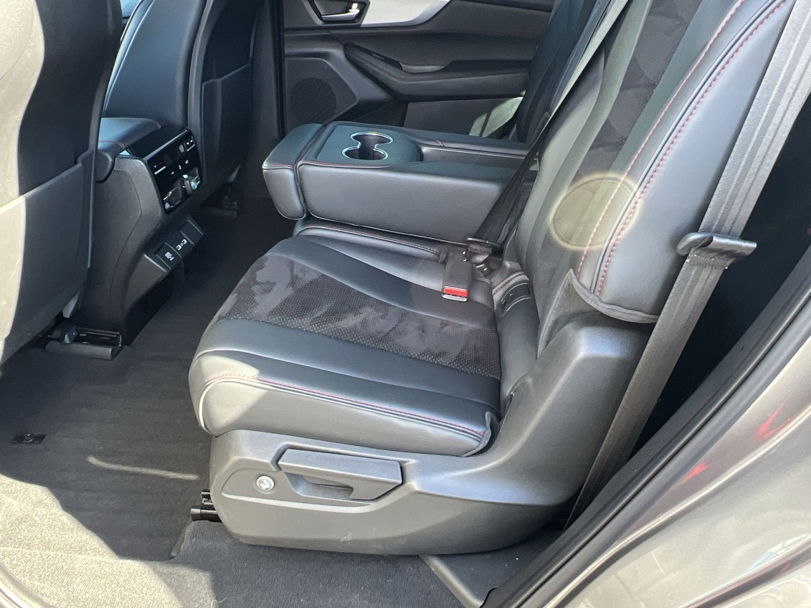 Used 2024 Acura MDX A-Spec image 26