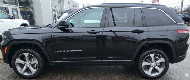 Certified 2026 Jeep Grand Cherokee Limited image 1
