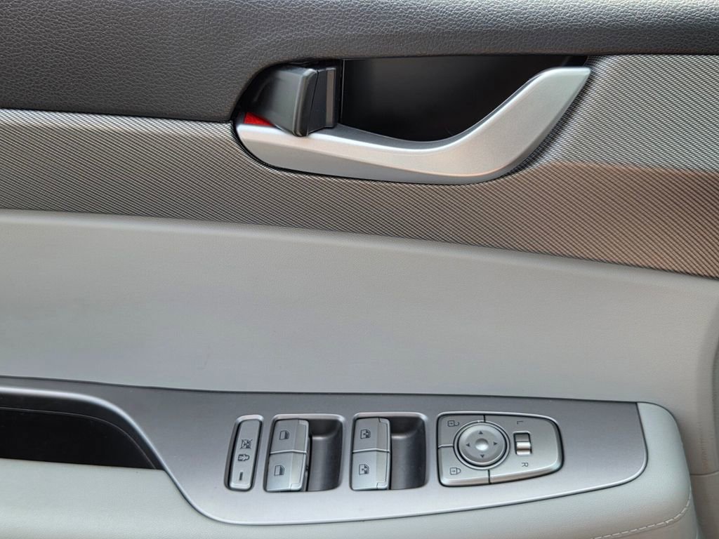 Used 2025 Hyundai Palisade SEL image 24