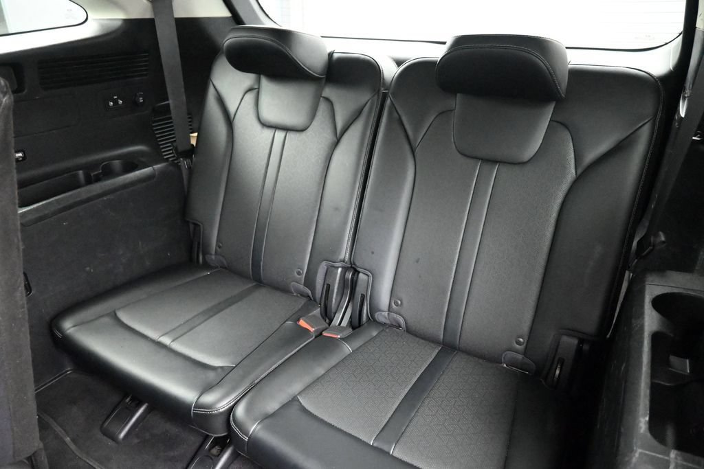 Used 2021 Kia Sorento S w/ Panoramic Sunroof Package AWD/4WD image 21