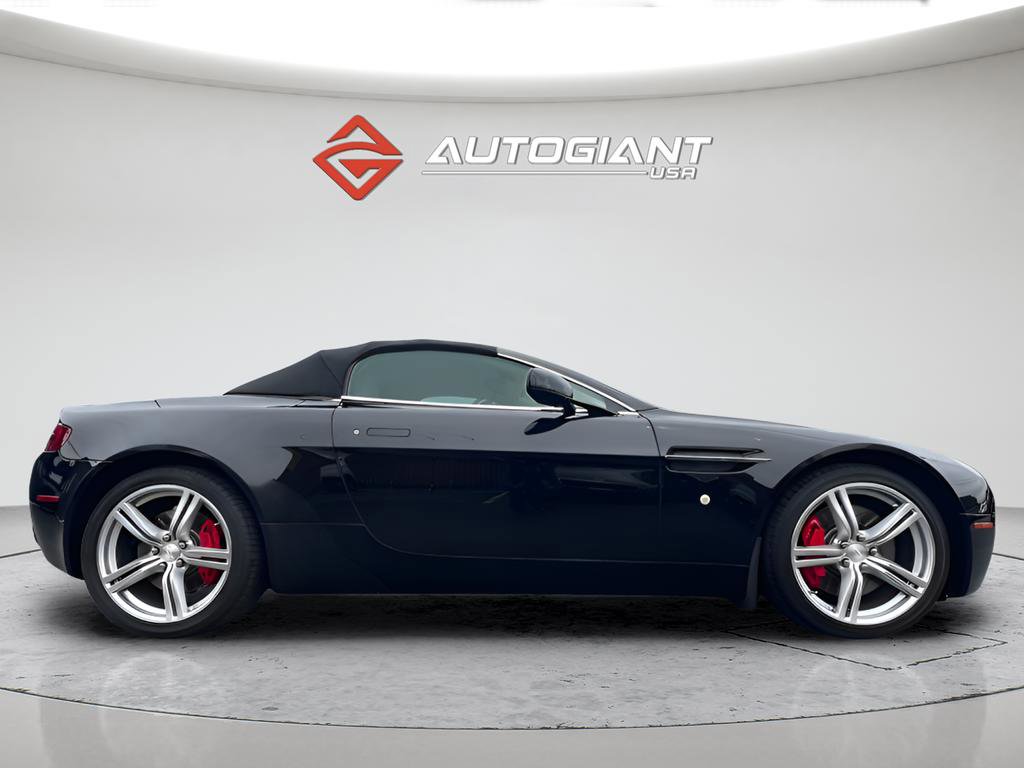 Used 2009 Aston Martin V8 Vantage Roadster RWD image 9