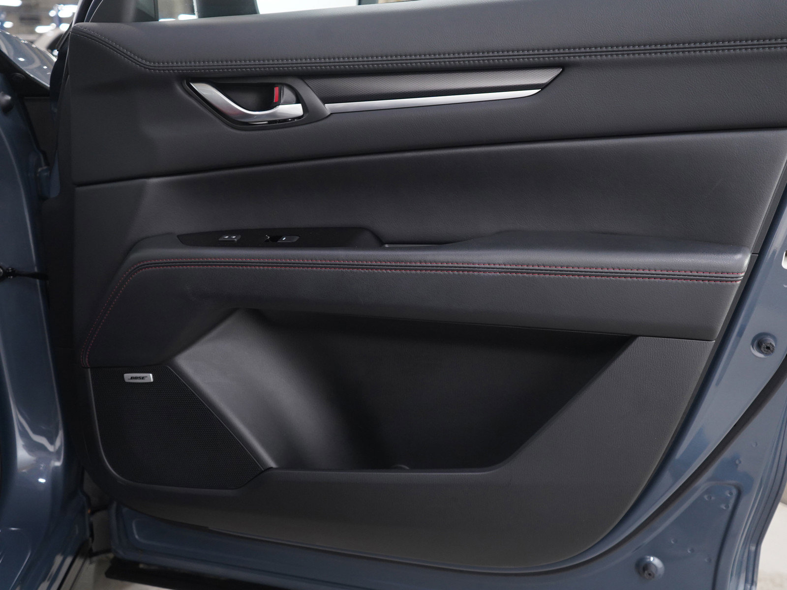 Used 2025 MAZDA CX-5 Carbon Edition image 9