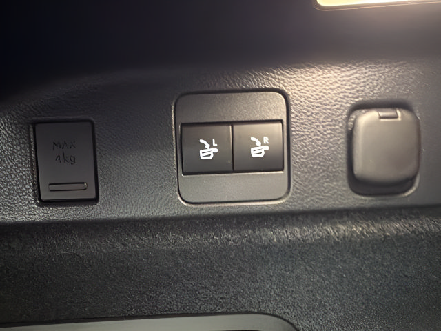 Used 2023 Lexus RX 350 Premium w/ Cold Area Package FWD image 36