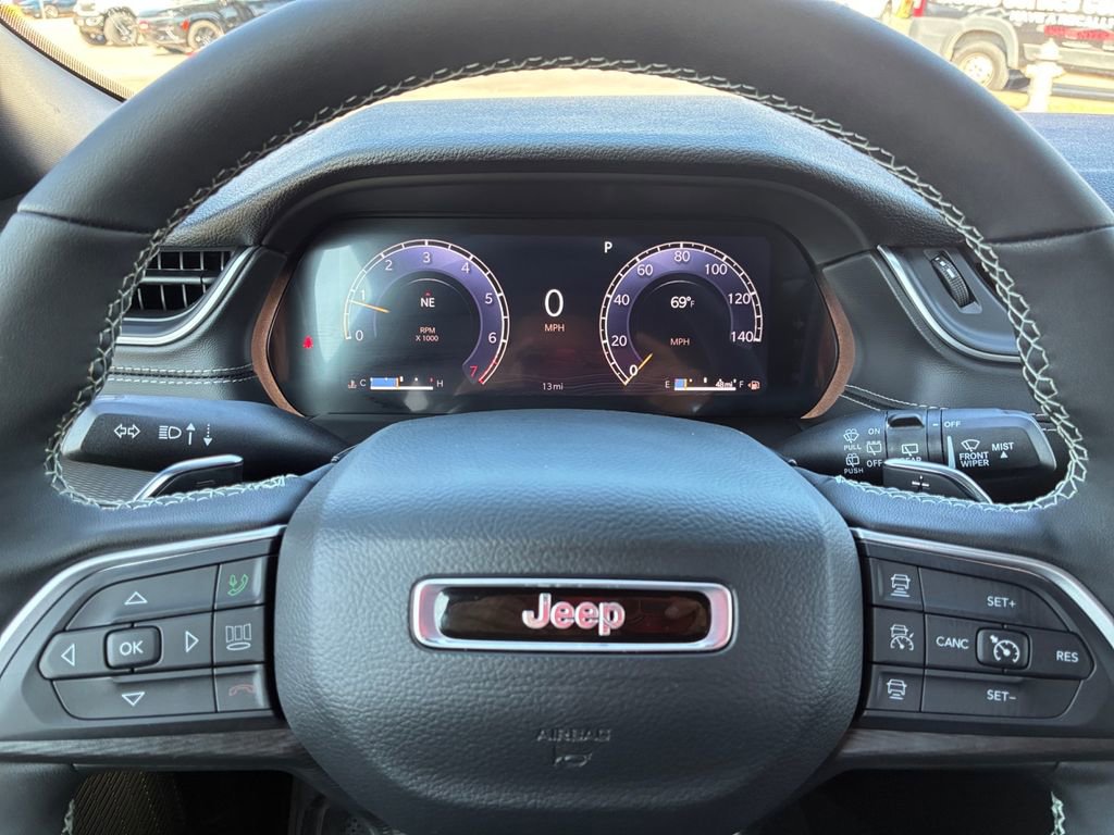 New 2026 Jeep Grand Cherokee Laredo RWD image 10