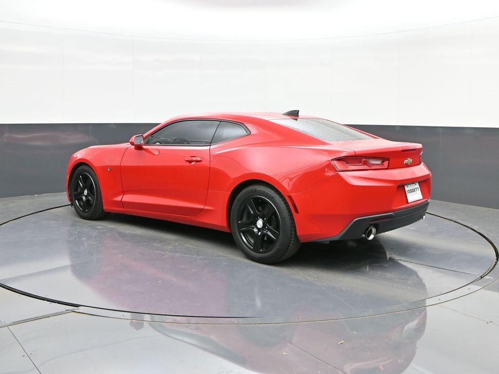 Used 2017 Chevrolet Camaro LT image 5