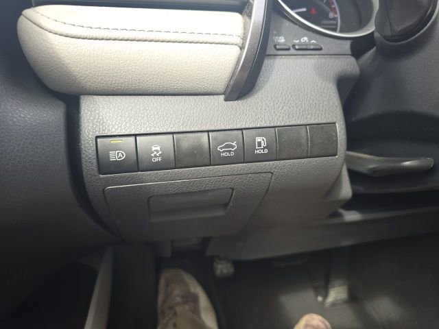 Used 2023 Toyota Camry LE image 15