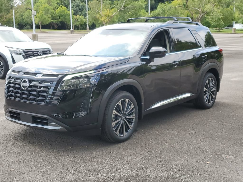New 2026 Nissan Pathfinder Platinum w/ Lighting Package AWD/4WD image 2