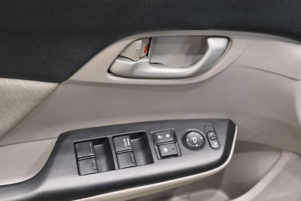 Used 2013 Honda Civic LX image 21