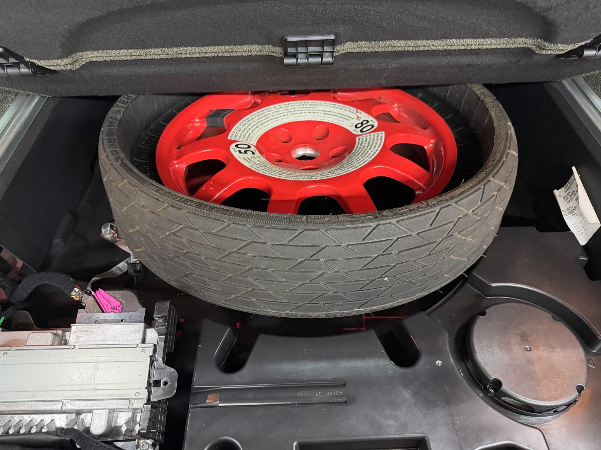 Used 2019 Bentley Bentayga AWD/4WD image 89
