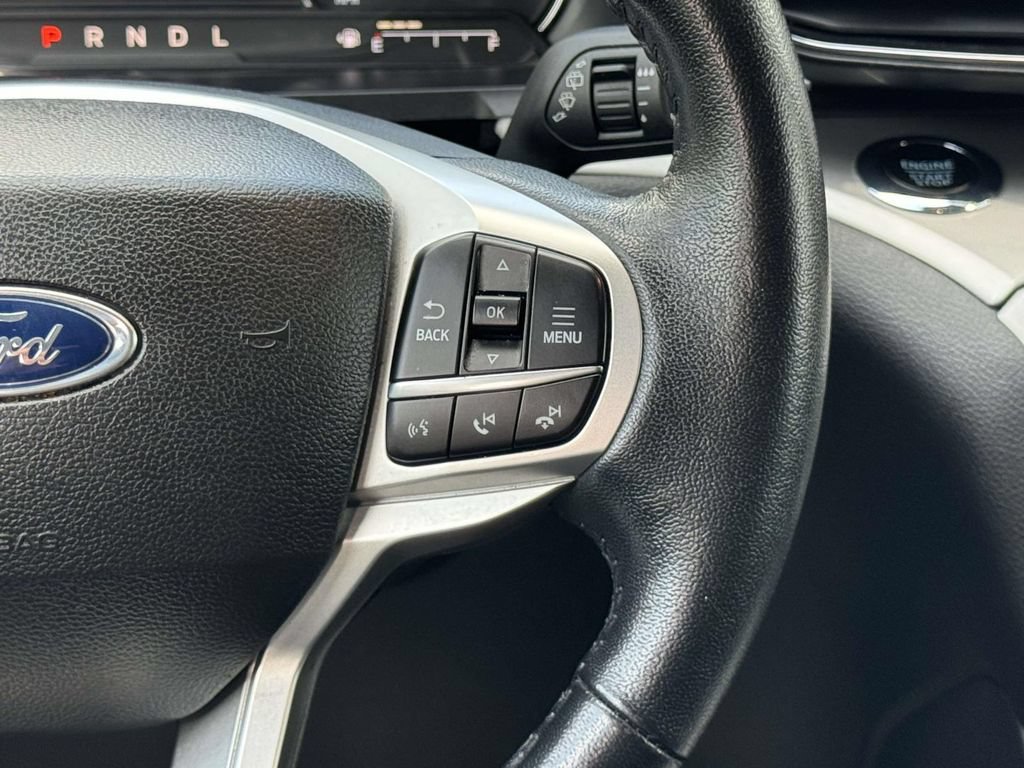 Used 2023 Ford Explorer XLT w/ Equipment Group 202A AWD/4WD image 24