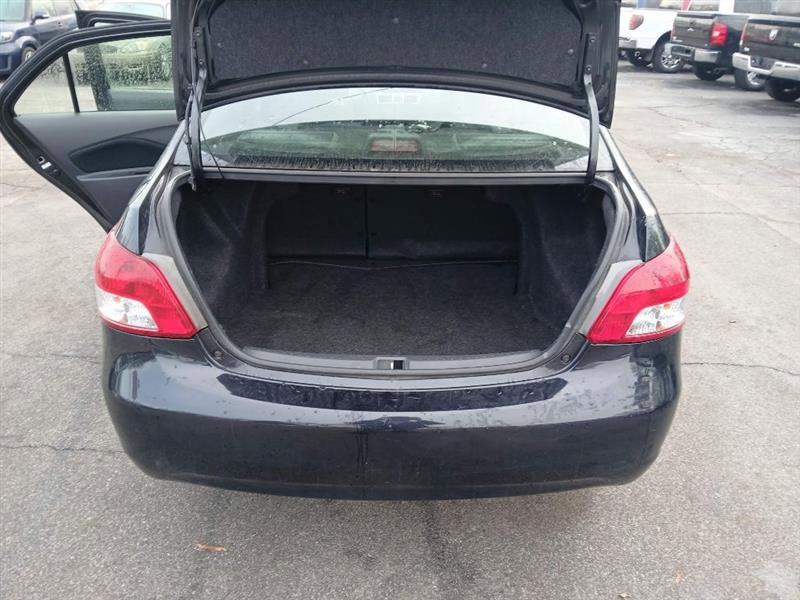 Used 2012 Toyota Yaris Sedan image 12