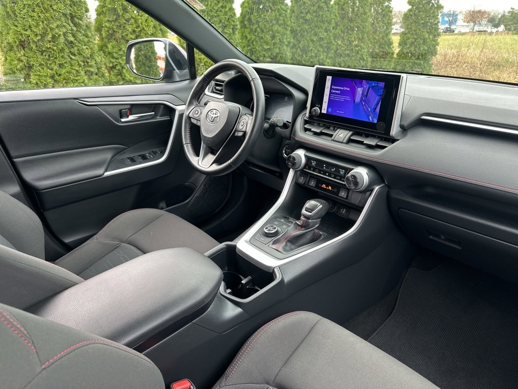 Certified 2025 Toyota RAV4 SE image 37