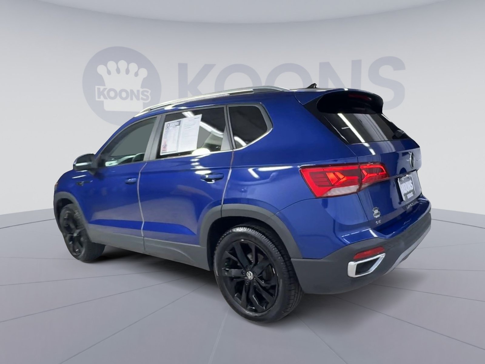 Used 2022 Volkswagen Taos SE AWD/4WD image 8